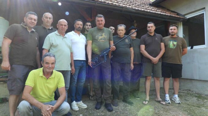 lu majevica donacija puske za uspavljivanje